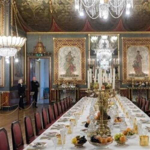 The Royal Pavilion Brighton and Cream Tea for Two The Royal Pavilion Brighton and Cream Tea for Two